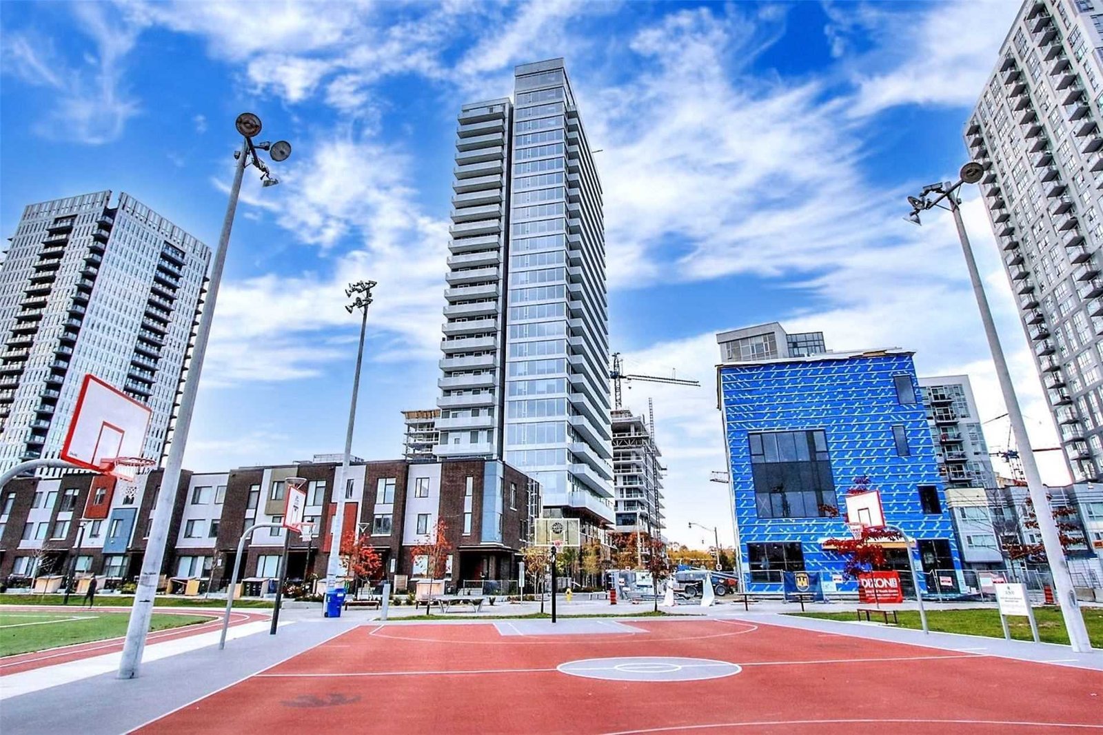 Exceptional Amenities and Convenient Location: Your Dream 1-Bedroom Condo Awaits in Regent Park
